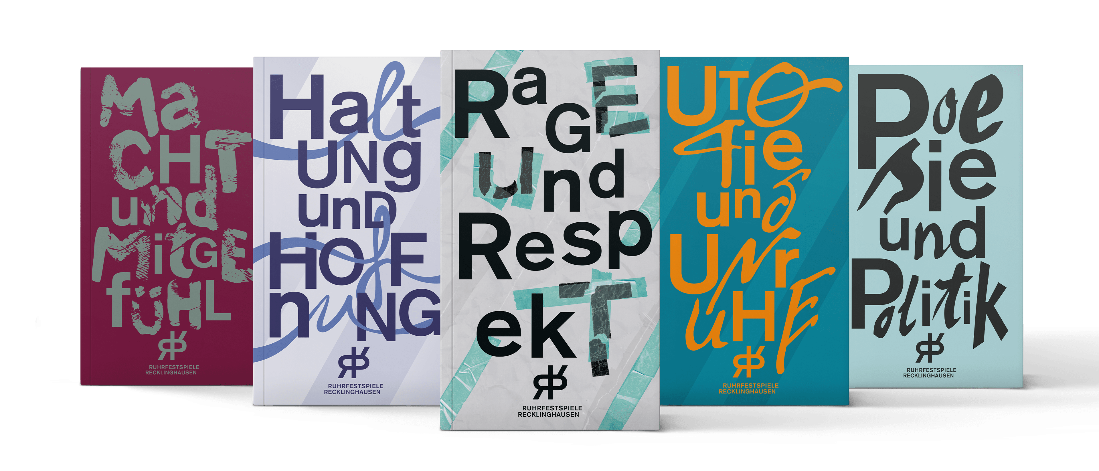 Aufreihung der Programmbücher der Jahre 2019–2023 der Ruhrfestspiele Recklinghausen.
